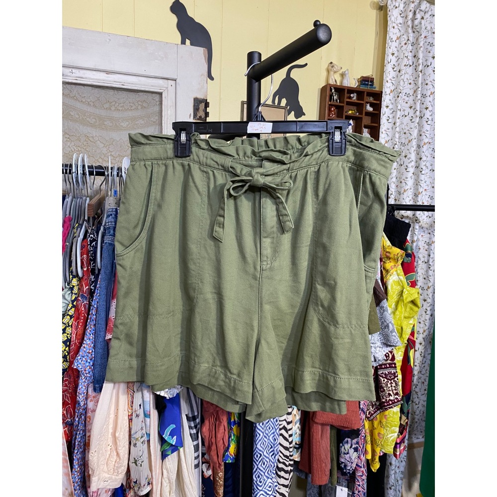Old Navy Olive Green Paperbag Waist Twill Shorts Womens XL High Rise Tie Front
